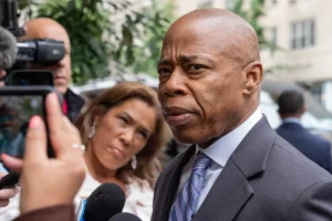 Journalists Interview Mayor Eric Adams Accused of Corruption in a Newly Unsealed Indictment - The Daily Muck