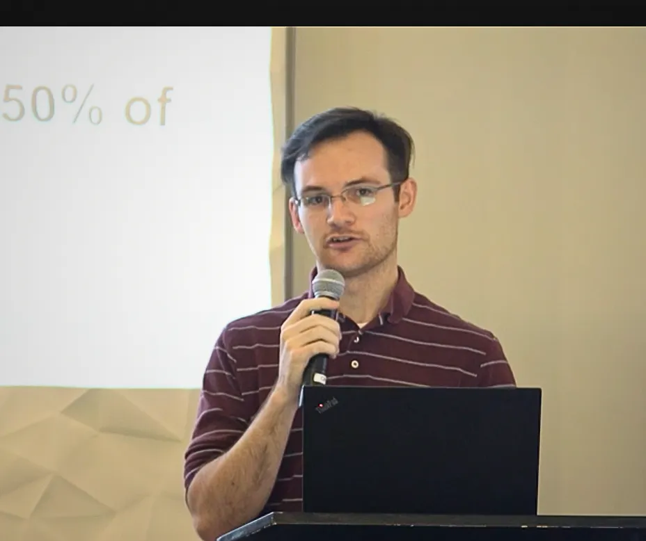 Patrick Strateman giving a presentation on bitcoin at a conference in San Francisco - The Daily Muck