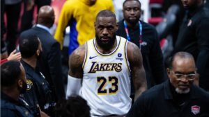 LeBron James 2023 physical profile showing muscle density, often cited in discussions regarding HGH and steroid allegations.